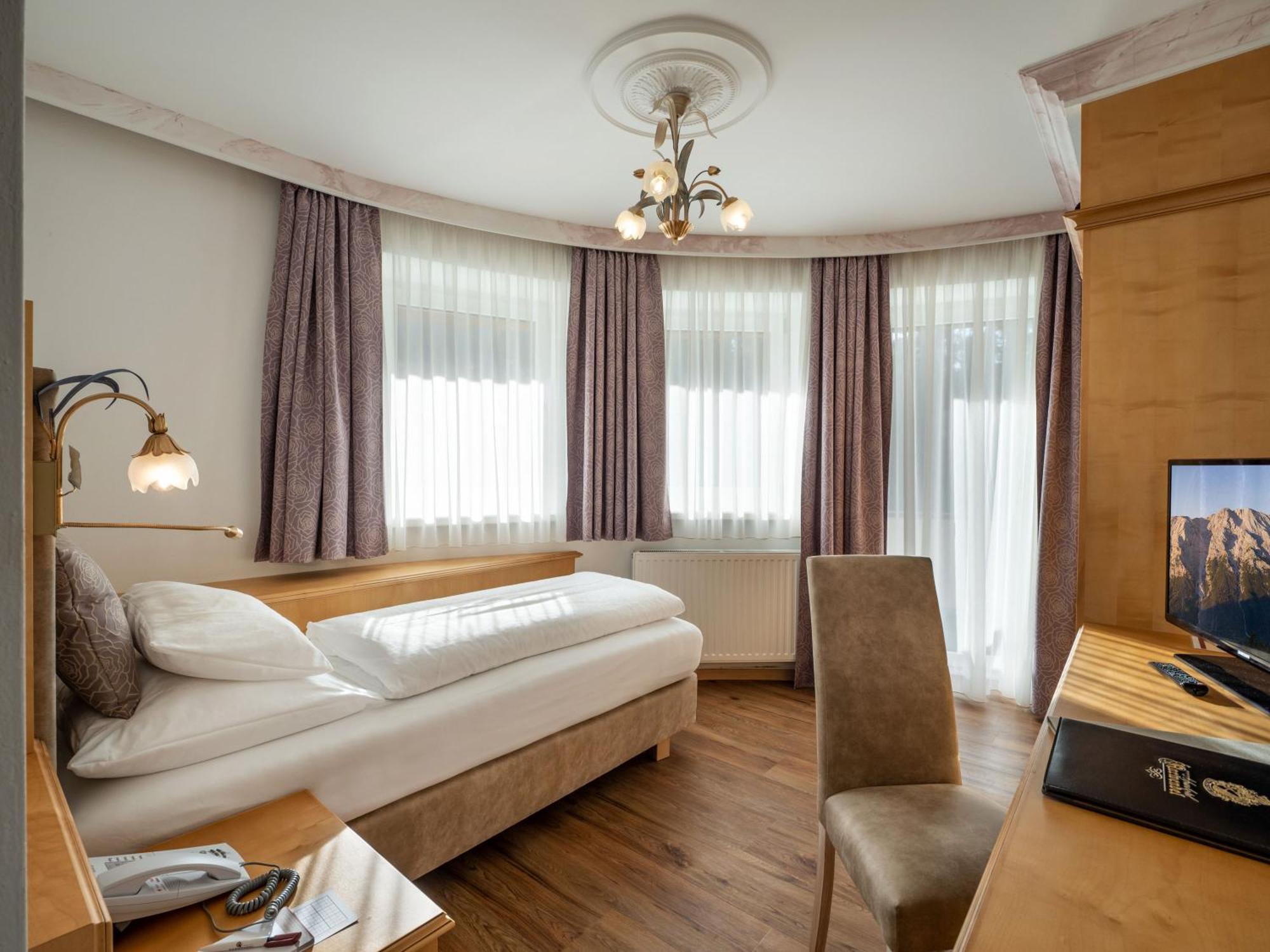 Alpenhotel Karwendel -Adults Only- Leutasch Ngoại thất bức ảnh