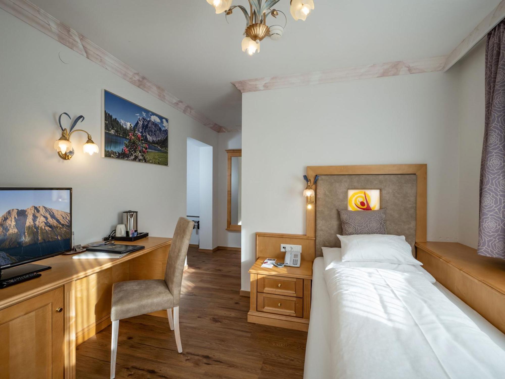 Alpenhotel Karwendel -Adults Only- Leutasch Ngoại thất bức ảnh